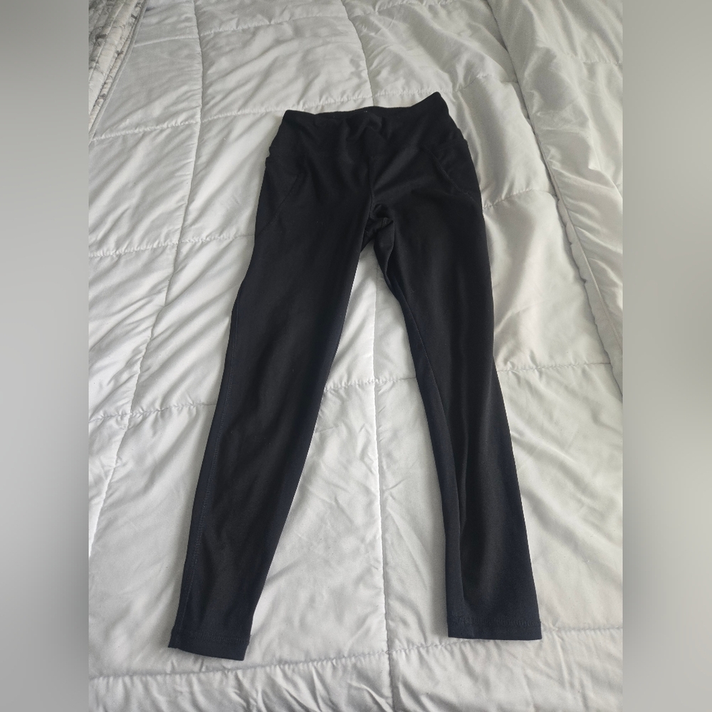 Danskin  High Wasited Black Leggings Size Medium With Pockets